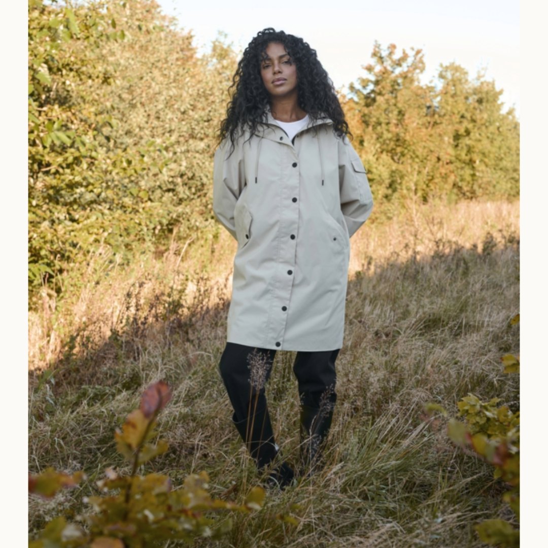 Ennie loose fit kápa frá Kaffe