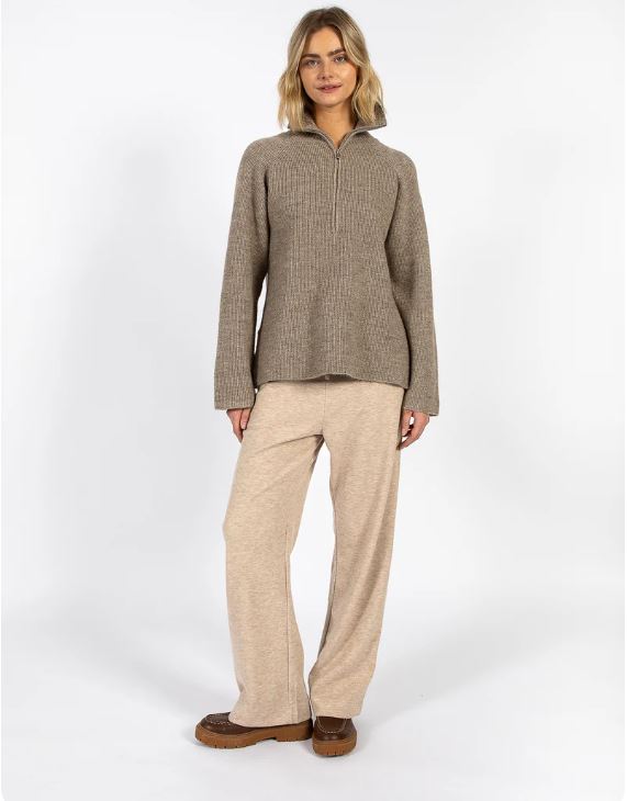 Emma hálf rennd peysa frá Coster Copenhagen