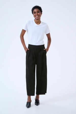 Mille cropped buxur frá Kaffe
