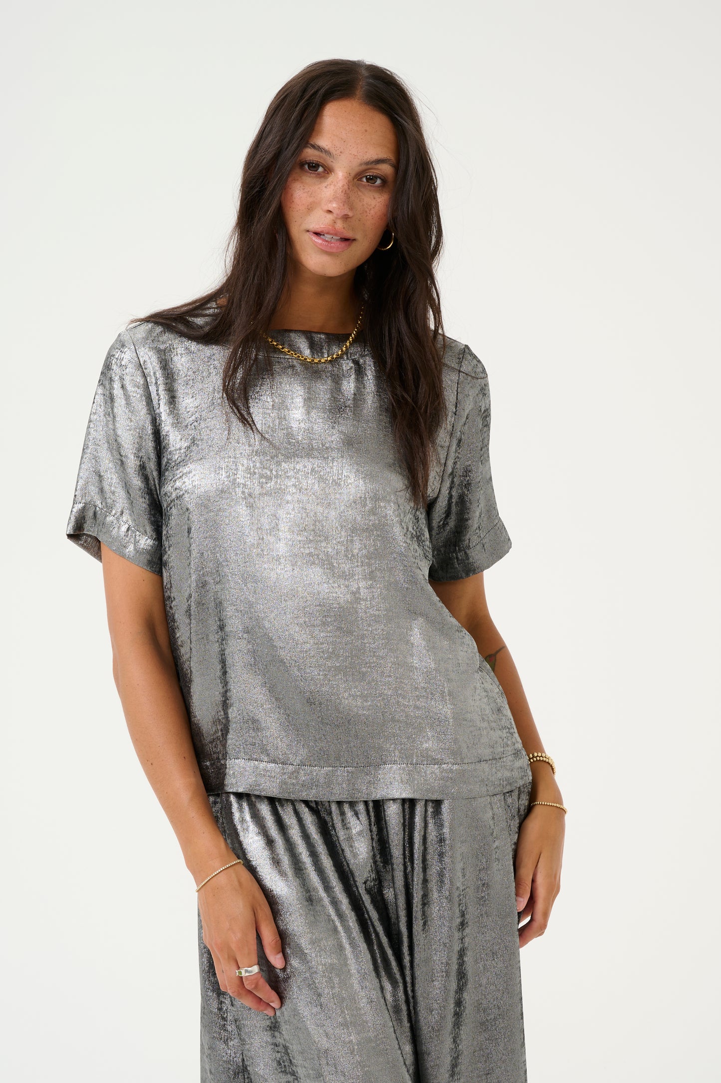 Lorina metallic blússa frá Kaffe