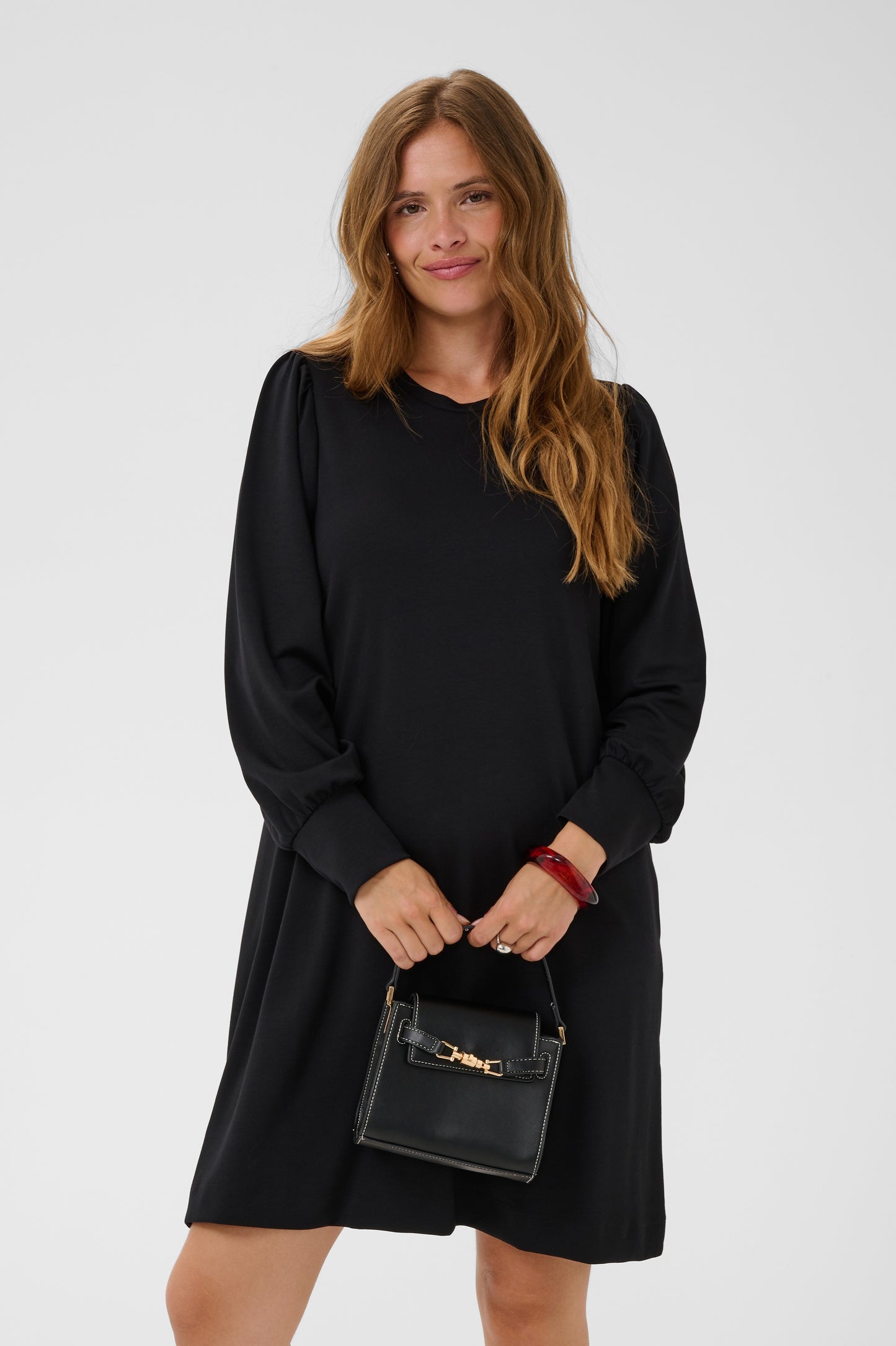 Annie kjóll frá Kaffe
