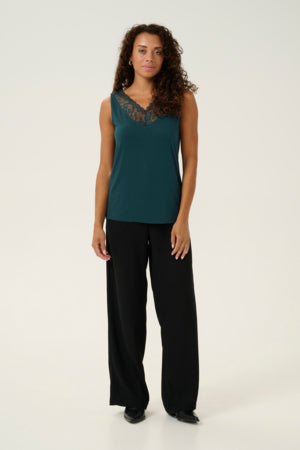 Trulla toppur frá Cream