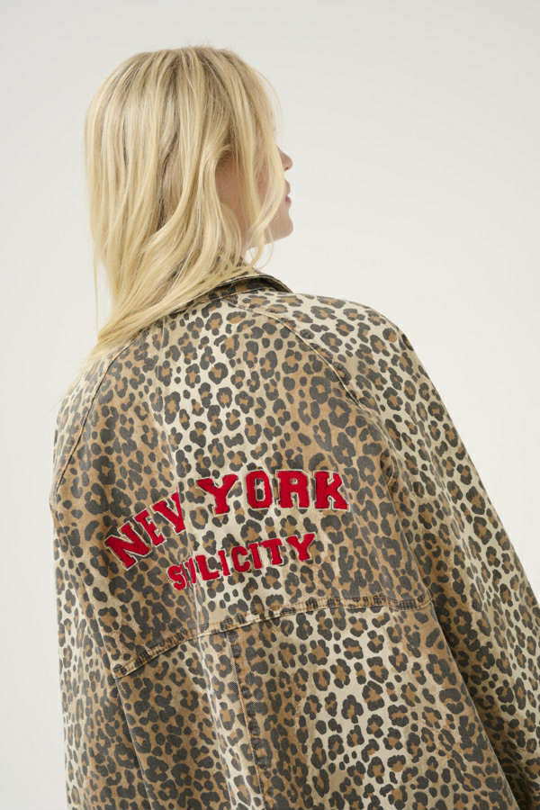 Aliena jakki frá Culture