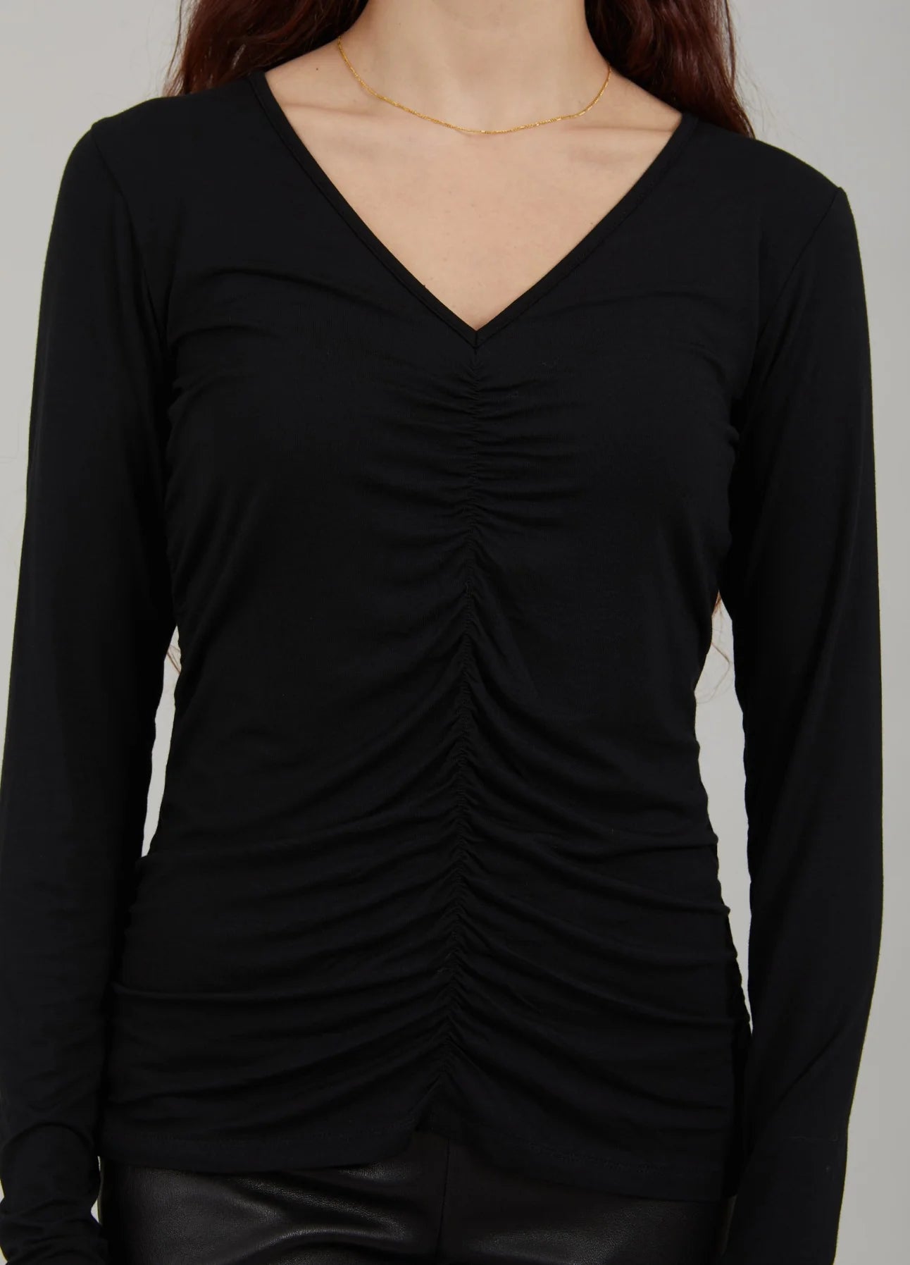 Sofia round neck blússa frá CC Heart