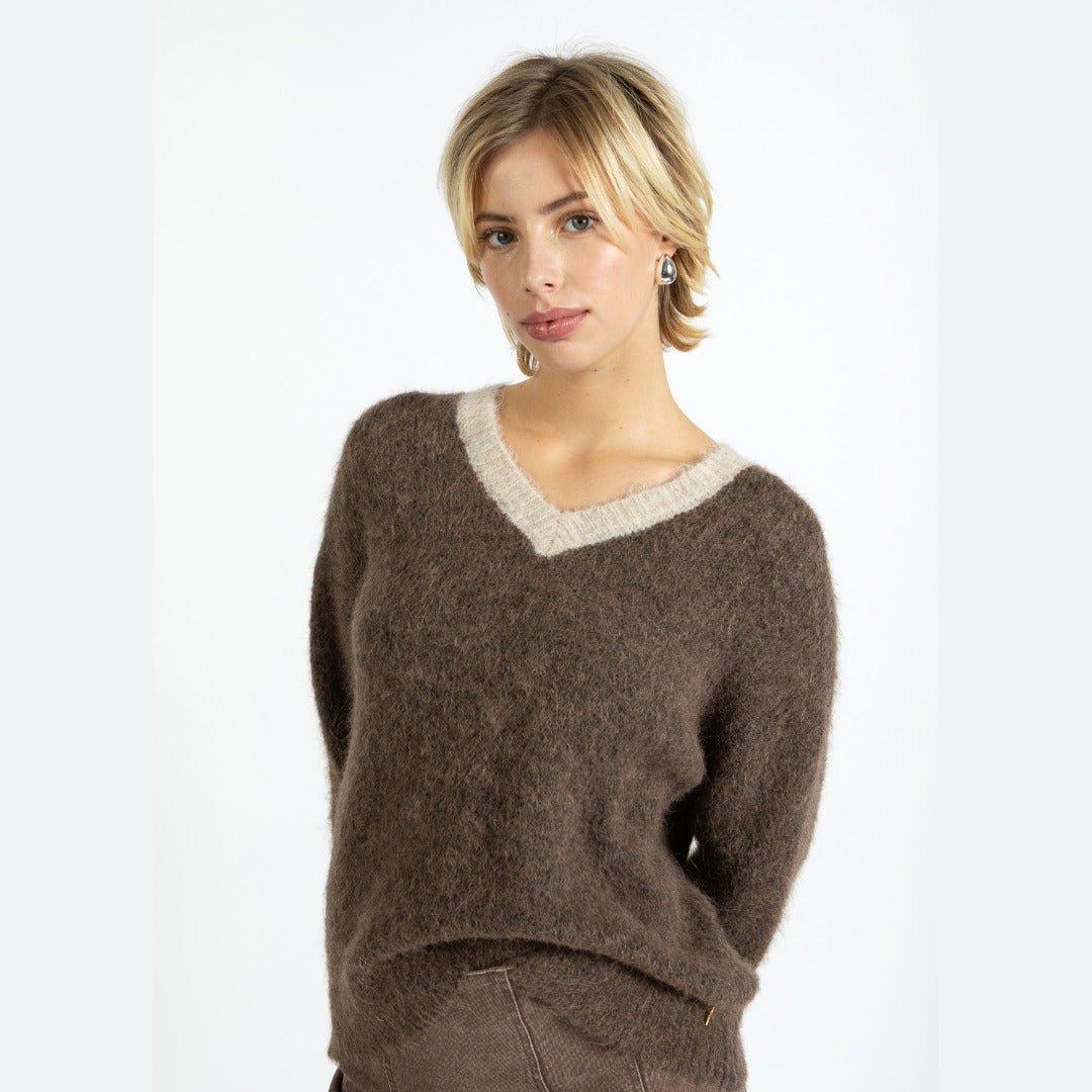 Colorblock knit peysa frá Coster Copenhagen