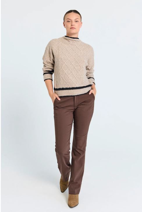 Isadora bootcut buxur frá Freequent