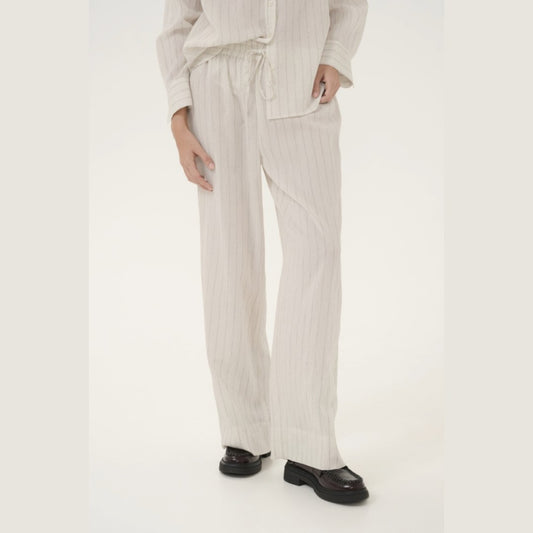 Lima buxur frá My Essential Wardrobe