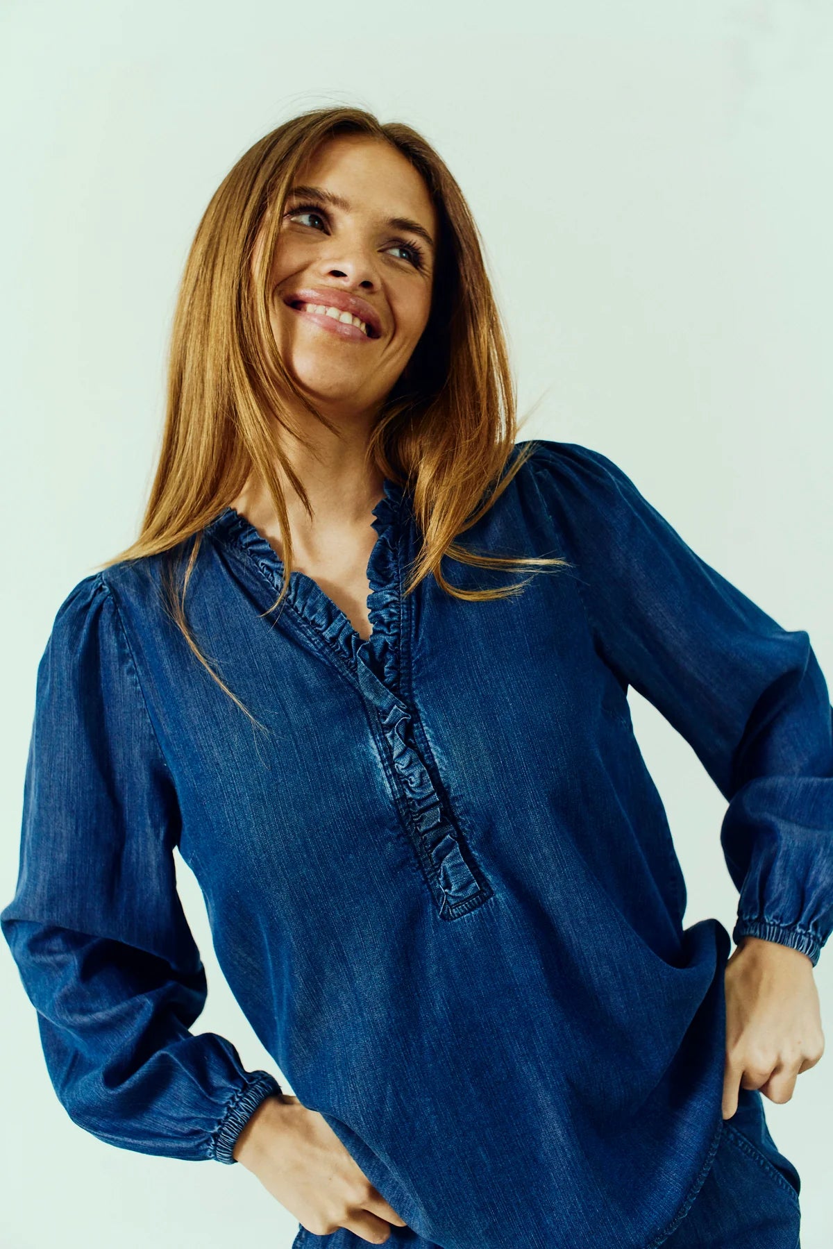 Wilke blússa frá Freequent