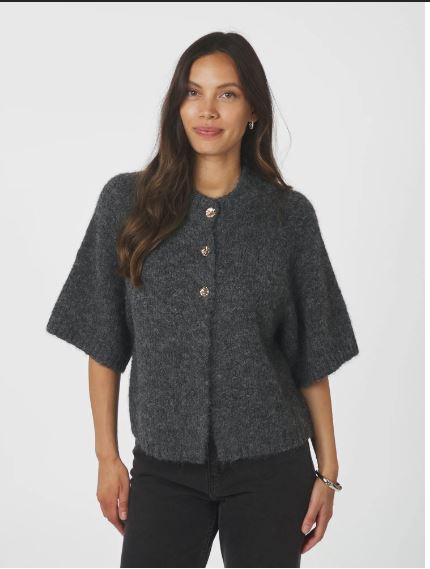 Benuta golla frá Neo Noir