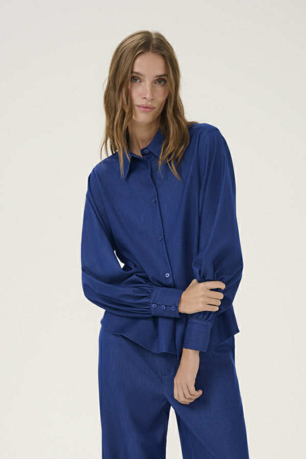 Ravi skyrta frá My Essential Wardrobe