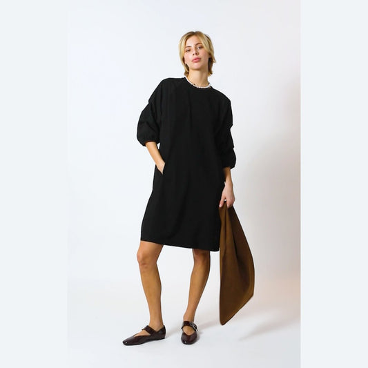 Kjóll með púffuðum ermum frá Coster Copenhagen