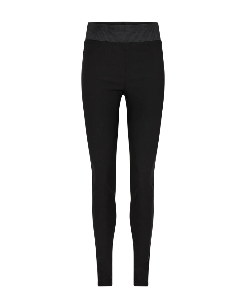 Shantal Power buxur frá Freequent