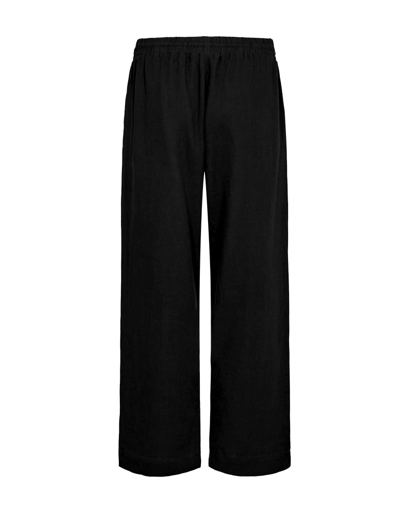 Lava ankle buxur frá Freequent