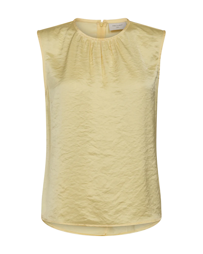 Dove blússa frá Freequent